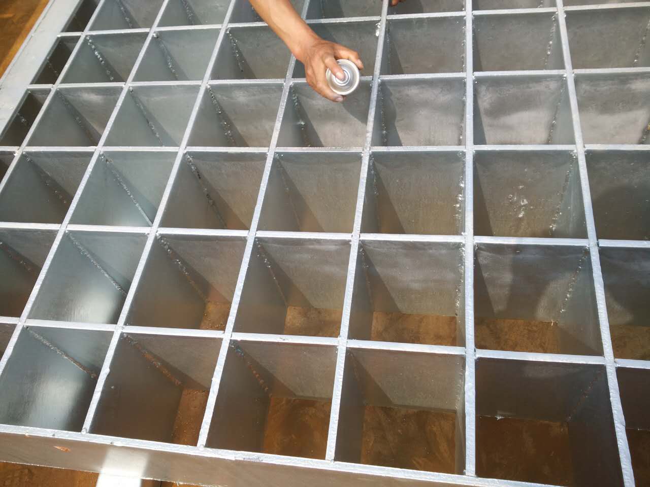 插接钢格栅板